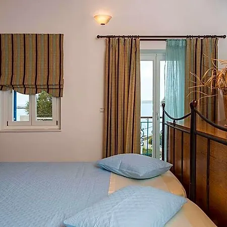 Evita Hotel 3*